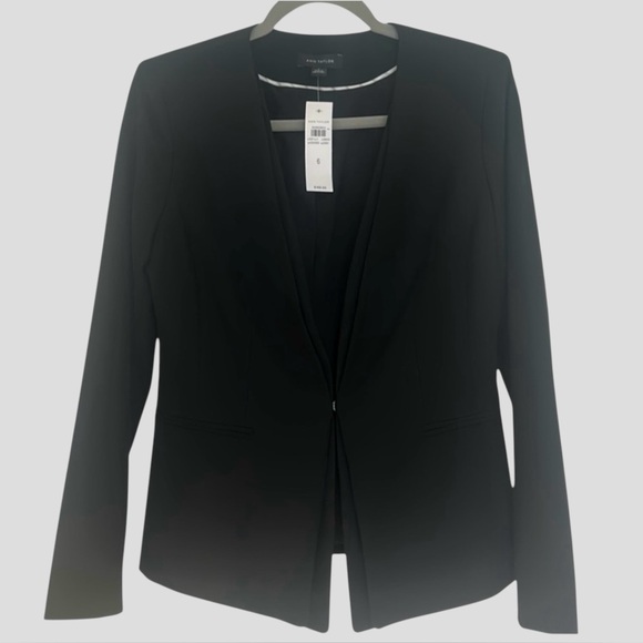 Ann Taylor Jackets & Blazers - 🆕 Ann Taylor Classic Double V Collarless Jacket.  Black. Size 6.  NWT.